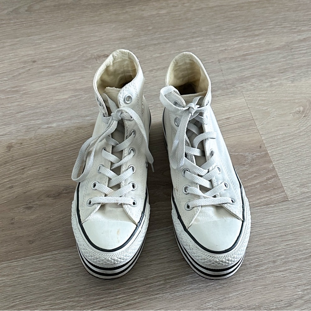 Converse Chuck Taylor Platform - Picture 2 of 2